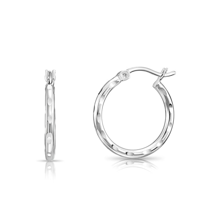 Diamond-cut Hoop in 925 Sterling Silver